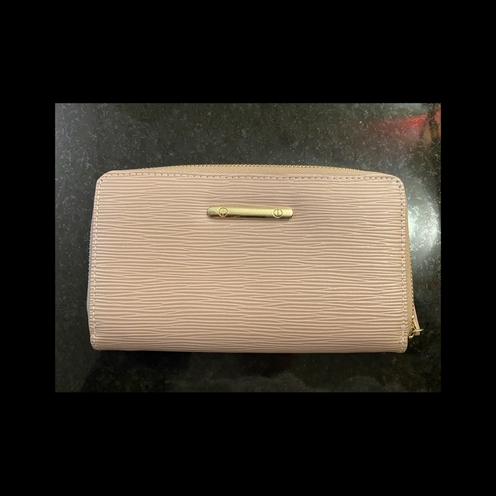 AVAILABLE - Pink creme wallet
